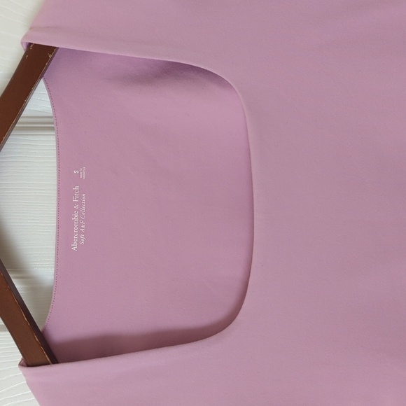 Abercrombie & Fitch Form Fitting Scoop Neck Long Sleeve Thong Bodysuit Purple S - Picture 2 of 12